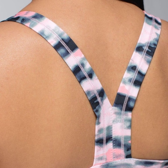 Lululemon rest less tank barely pink wamo camo built in bra drawstring bottom, 6 - Picture 6 of 9